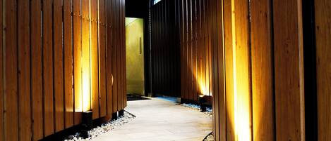 Fachada de la propiedad