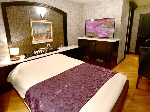 Chambre double, fumeur (Moderate) | Accès au Wi-Fi (inclus), literie fournie