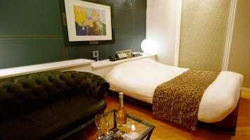Wifi gratis y ropa de cama