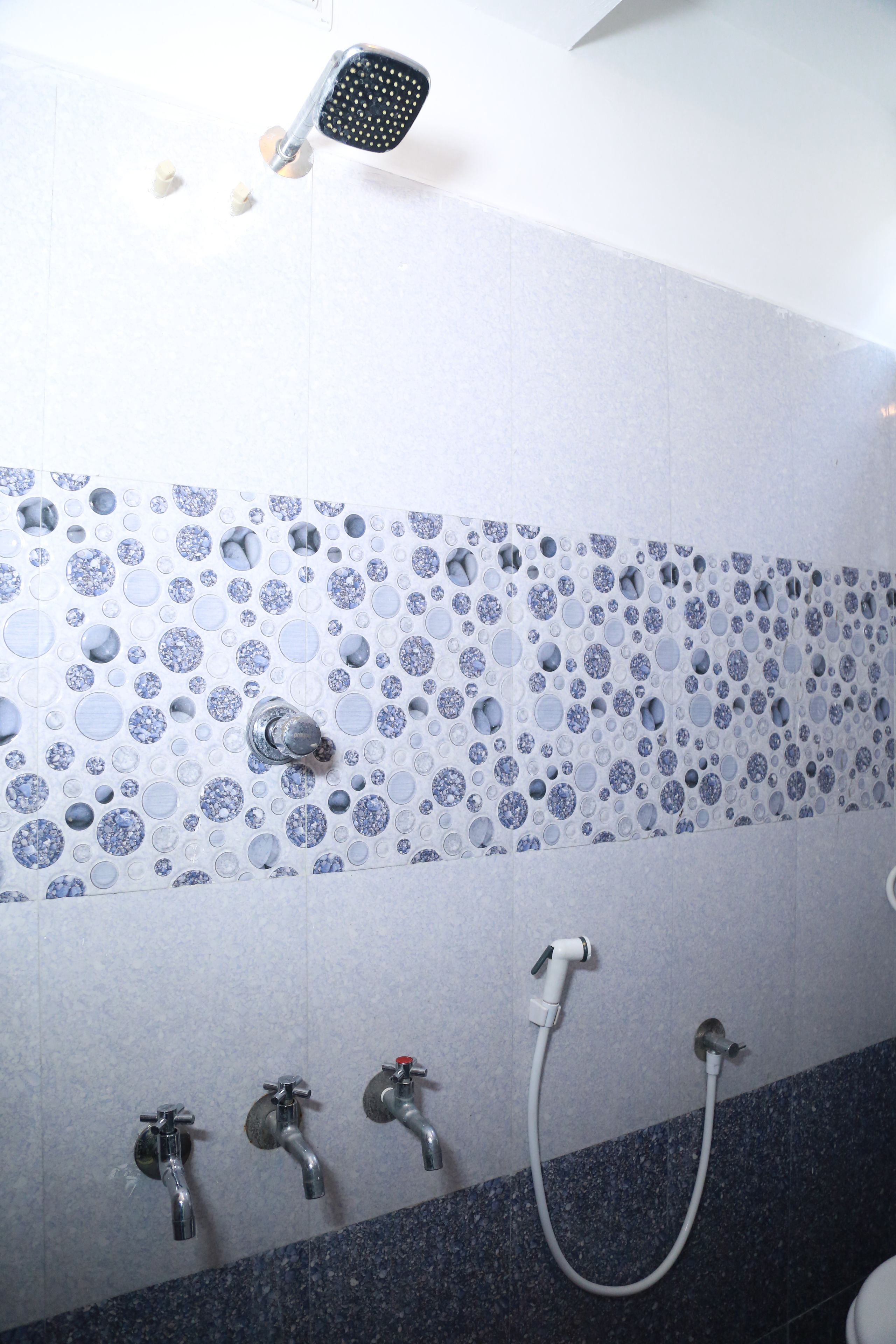 Standard Double Room, 1 Double Bed | Bathroom shower