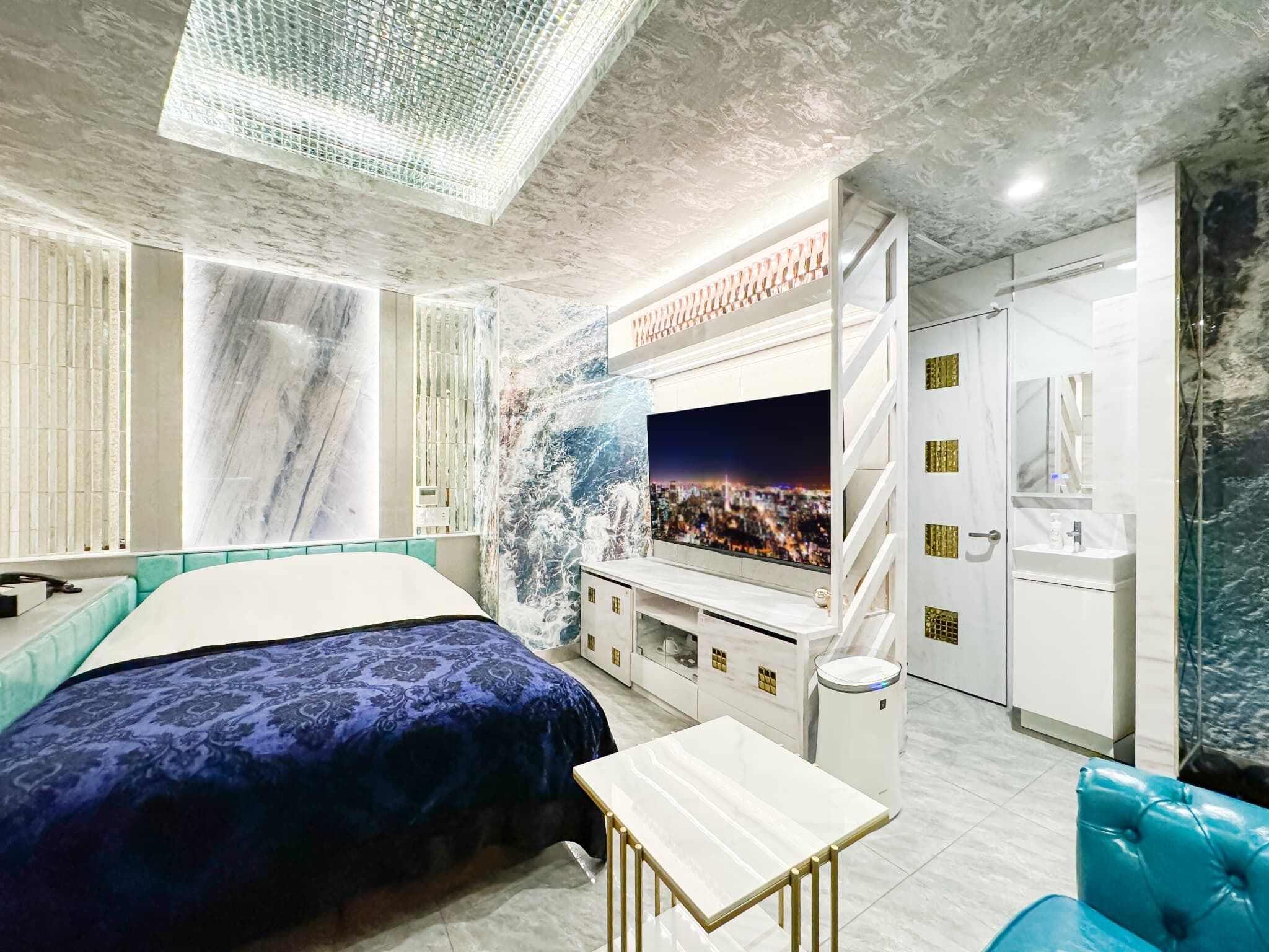 Bureau, chambres insonorisées, Wi-Fi gratuit, draps fournis