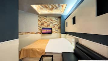 Value Double Room, Smoking | Desk, soundproofing, WiFi (free), bed sheets