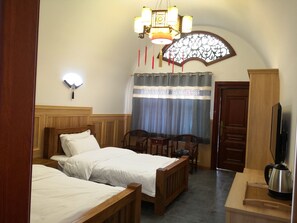 Signature Twin Room