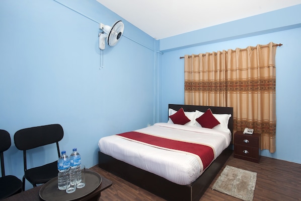 Classic Double or Twin Room, 1 Queen Bed | Premium bedding, free WiFi