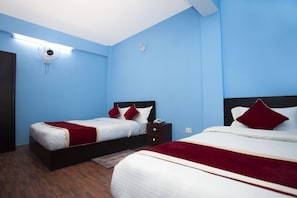 Classic Double or Twin Room, 1 Queen Bed | Premium bedding, free WiFi