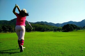 Golf - Ningbo Delson Green World Golf Resort (Ningbo)
