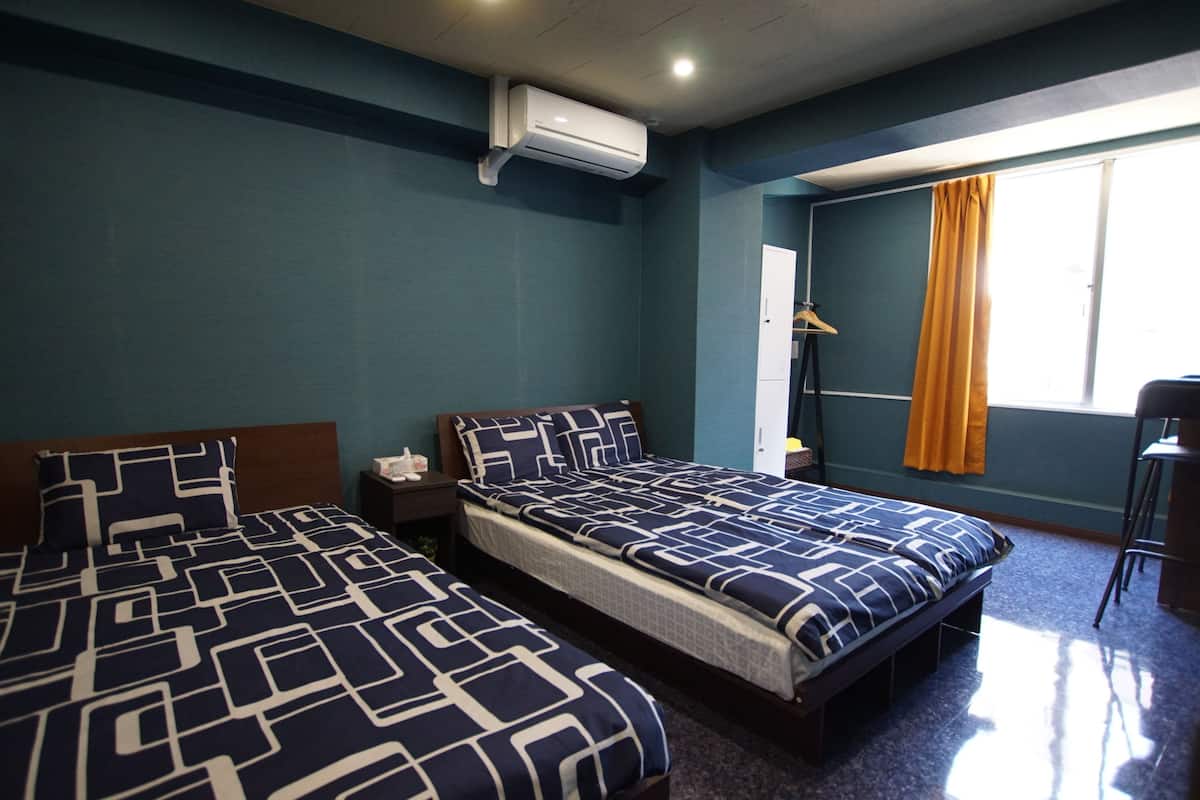 Twin Room, Shared Bathroom | 1 bedroom, individually decorated, desk, laptop workspace