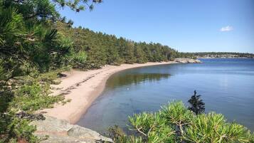 Playa en los alrededores y pesca