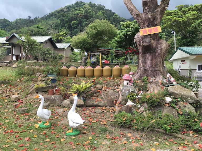 毓琇圖書山莊評價、親子遊樂、包棟烤肉、房價資訊、訂房連結 – 親子友善與自然互動 - 照片 10
