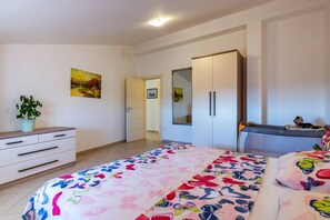 5 bedrooms, iron/ironing board, free WiFi, bed sheets - Villa Nada with 6 bedrooms, Wine cellar, Pool, Billiard table (Vodnjan)