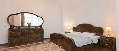 1 bedroom, iron/ironing board, WiFi