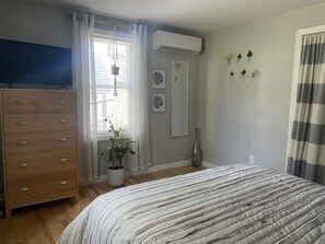 2 chambres, fer et planche à repasser, lit parapluie, Wi-Fi gratuit