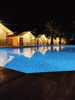 尊荣帐篷房, 山景 | 客房内保险箱、特色装修、特色家居、办公桌