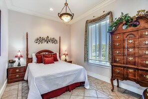 5 Schlafzimmer, Bügeleisen/Bügelbrett, Reisekinderbett, kostenloses WLAN