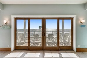 Interior - TEQUILA SUNSET is the perfect spot to take in all the Plantation amenities and spectacular vistas! (St. George Island)