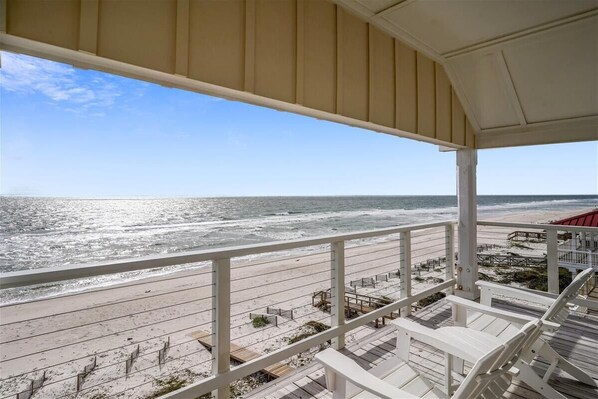 Property grounds - TEQUILA SUNSET is the perfect spot to take in all the Plantation amenities and spectacular vistas! (St. George Island)