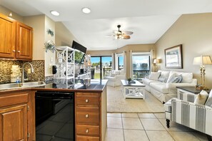 TV, DVD player - This pool front townhome with beach views is just the ticket for your Island vacation experience. (St. George Island)