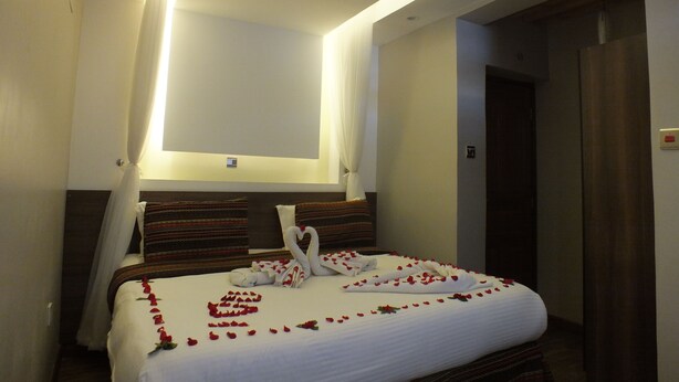 Desk, free WiFi, bed sheets - Laibon Hotel (Nairobi)