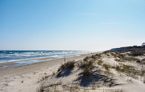 Una playa cerca, pesca