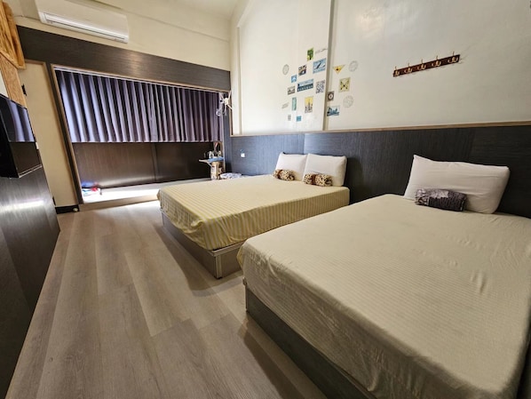 Triple Room | Blackout curtains, free WiFi, bed sheets - Heping No. 28 (Jincheng)