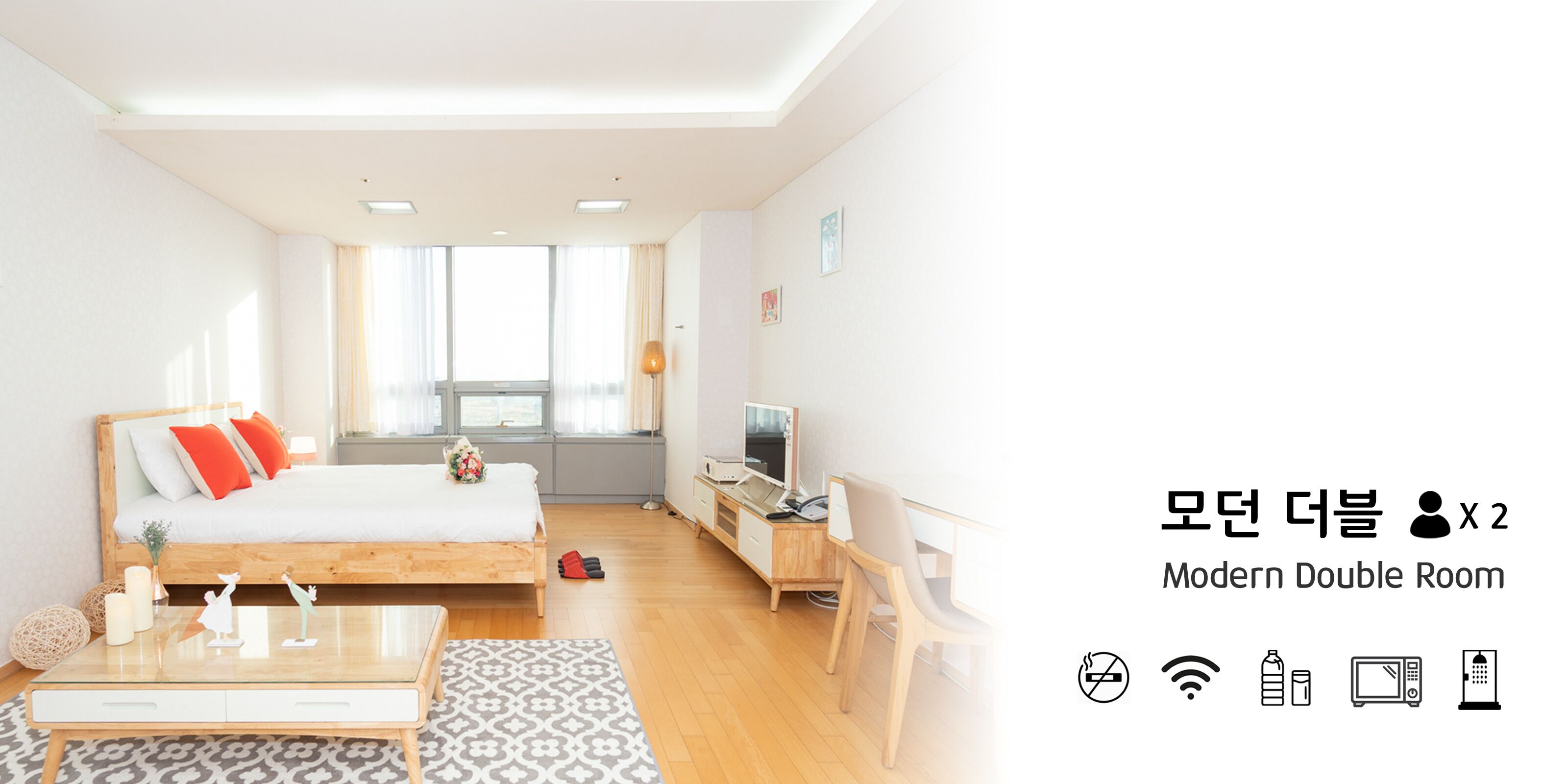 basic double room | individually decorated, individually furnished, desk, blackout curtains