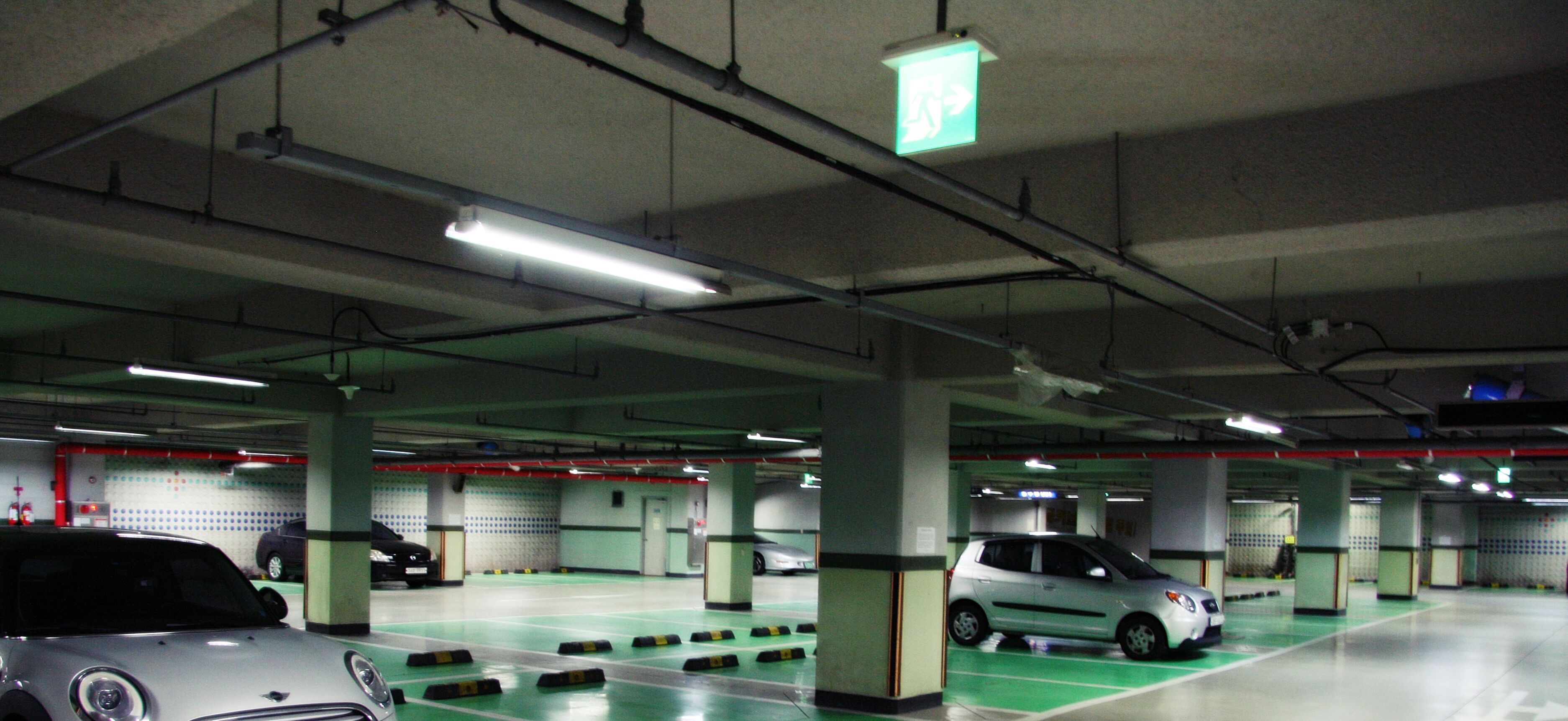 self-parking (surcharge) 5000 per night