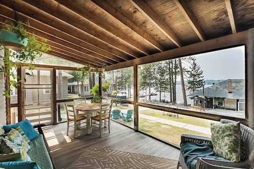 Awesome 4bdrm 2 bath Lake house-Eagle River Chain- Catfish Lake