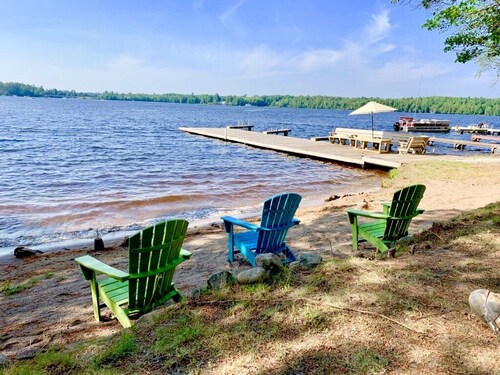 Awesome 4bdrm 2 bath Lake house-Eagle River Chain- Catfish Lake