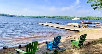 Awesome 4bdrm 2 bath Lake house-Eagle River Chain- Catfish Lake