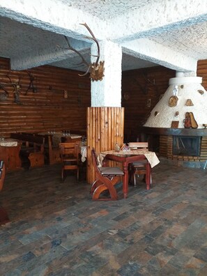 Restaurant - Cabana Fulg de Nea (Predeal)