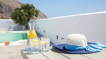 Sesongbasert utendørsbasseng