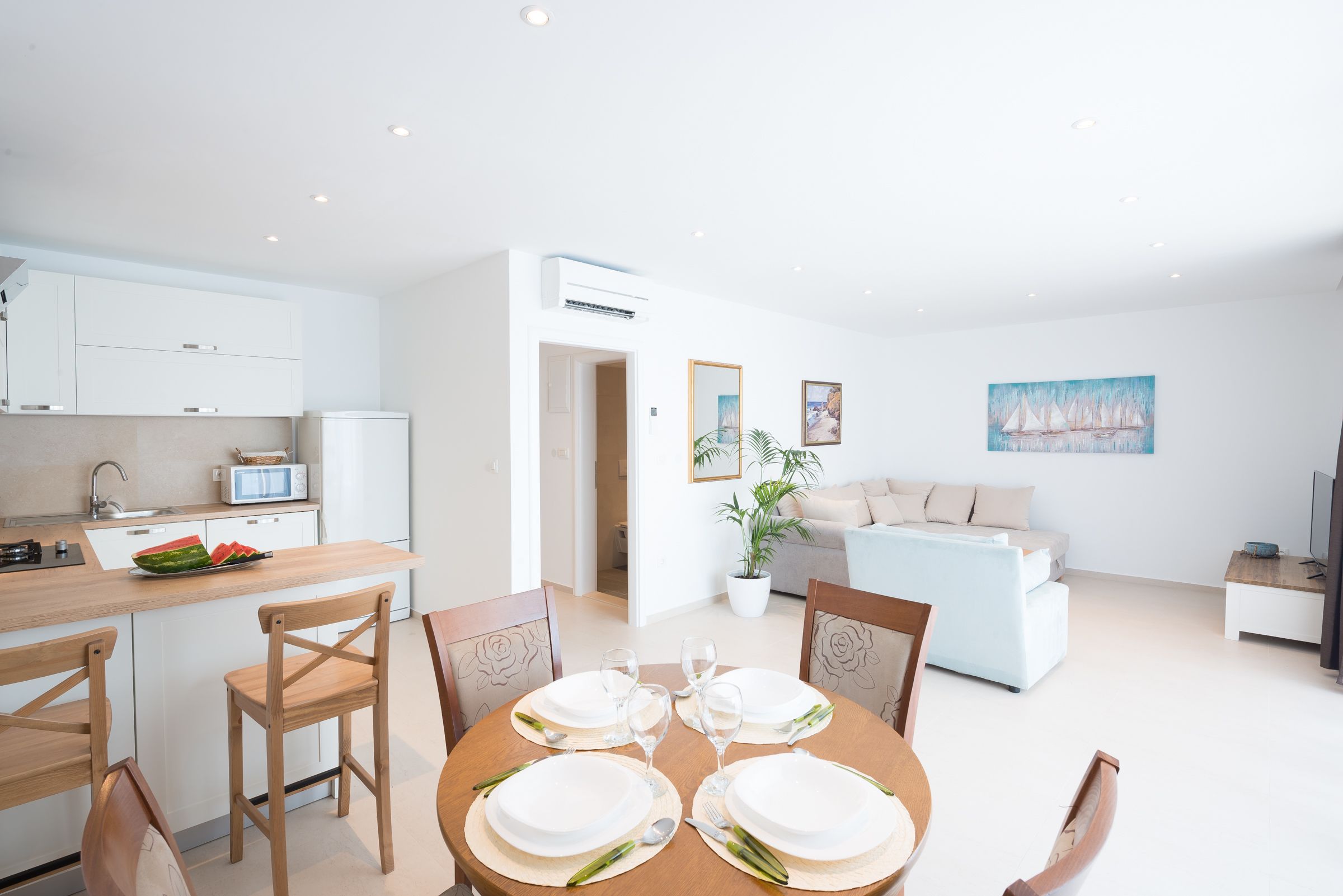 Exclusive Apartment, Balcony, Sea View | Interior