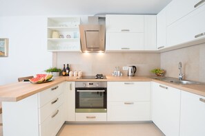 Exclusive Apartment, Balcony, Sea View | Interior - Apartments Horizon (Dubrovnik)