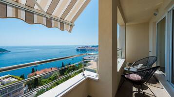 Exclusive Apartment, Balcony, Sea View | Terrace/patio