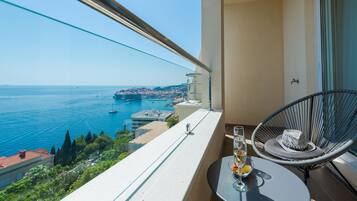 Exclusive Apartment, Balcony, Sea View | Terrace/patio