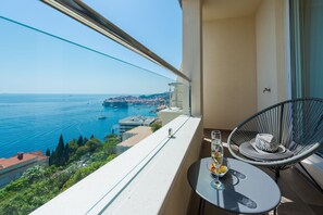 Exclusive Apartment, Balcony, Sea View | Terrace/patio