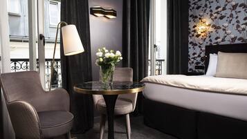 ์คํ ๋ค๋ ์คํ๋์ค | 1 ๊ฐ์ ์นจ์ค, ์
๋ ํธ ์ปดํฌํธ ์นจ๋, ๊ฐ์ค ๋ด ๊ธ๊ณ , ๊ฐ๊ฐ ๋ค๋ฅธ ์คํ์ผ์ ์ธํ
๋ฆฌ์ด