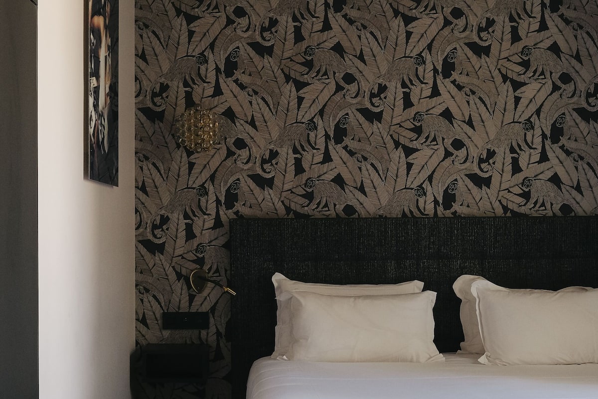 Studio | 1 bedroom, Select Comfort beds, in-room safe, individually decorated