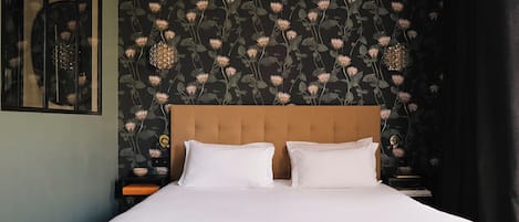 1 quarto, camas Select Comfort, cofres nos quartos