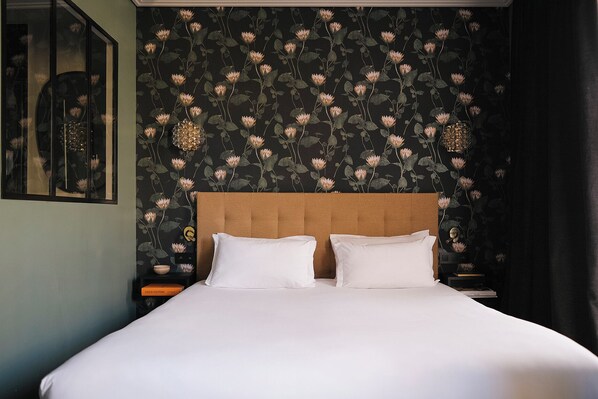 1 Schlafzimmer, Select-Comfort-Betten, Zimmersafe, individuell dekoriert