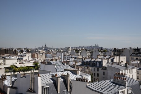 Rayz Eiffel - Image 14