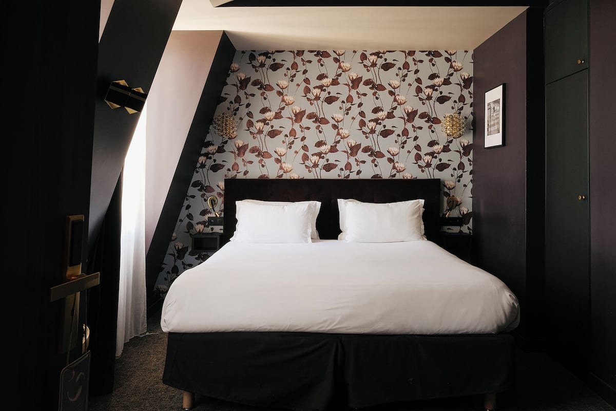 Standard Studio | 1 bedroom, Select Comfort beds, in-room safe, individually decorated