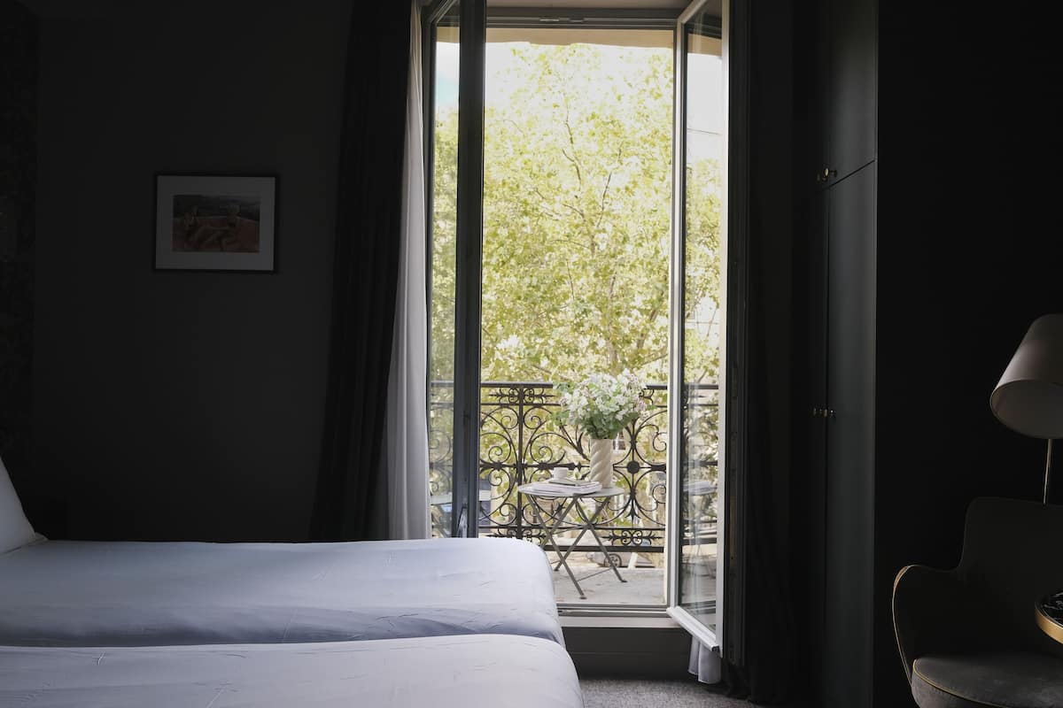 1 bedroom, Select Comfort beds, in-room safe, individually decorated