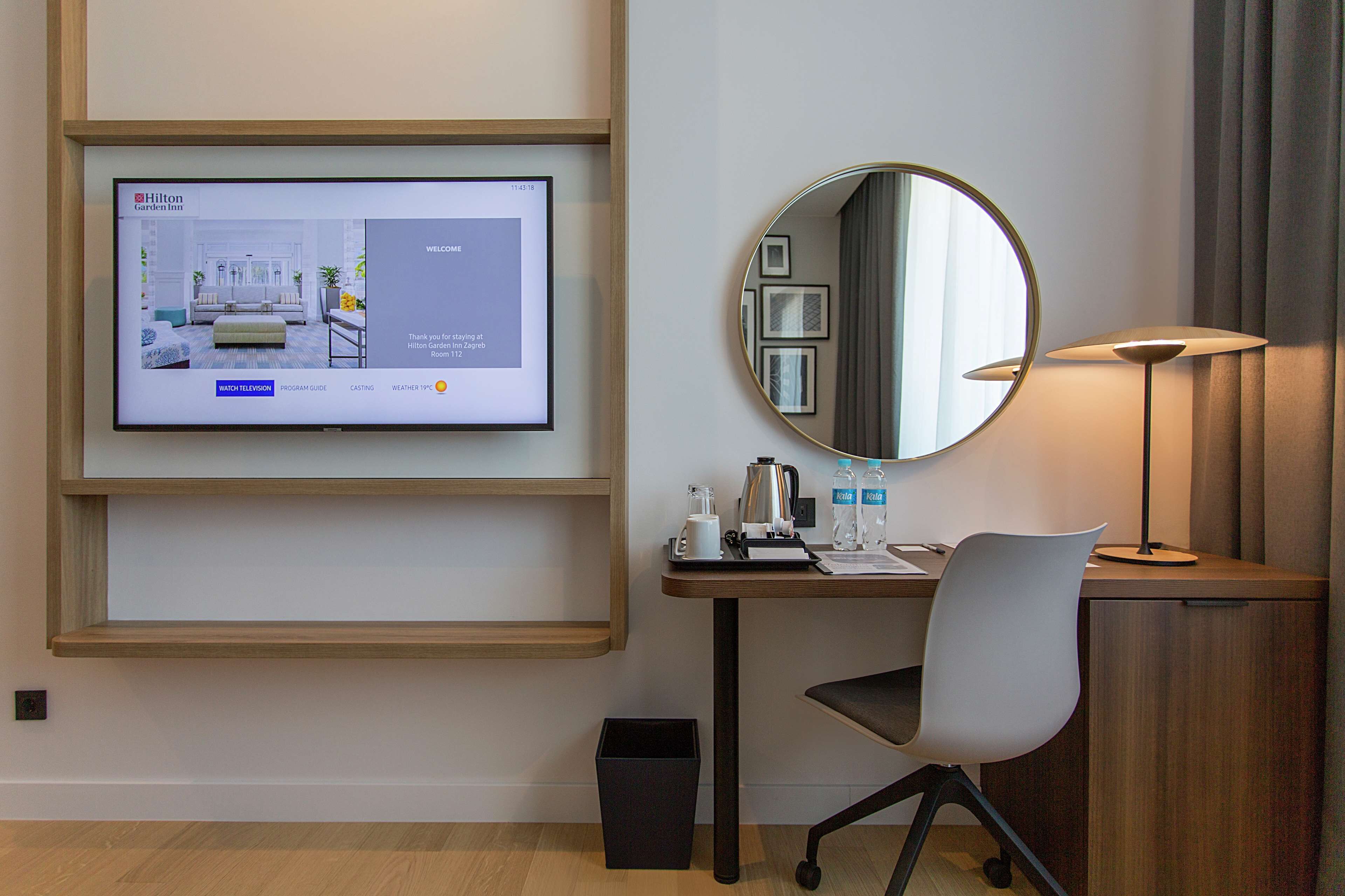 room, 1 king bed | hypo-allergenic bedding, in-room safe, desk, laptop workspace