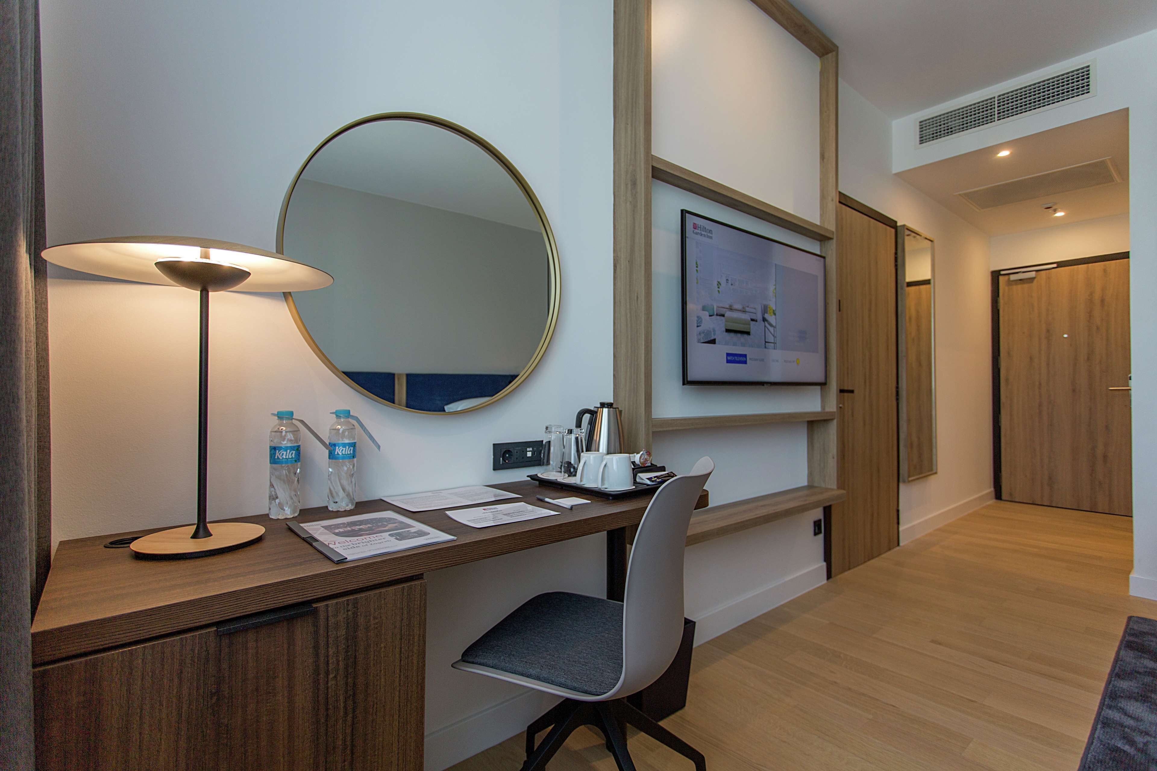 twin room, 2 single beds | hypo-allergenic bedding, in-room safe, desk, laptop workspace