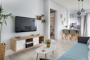 公寓, 1 间卧室 (E) | 起居区 | 平板电视、游戏机