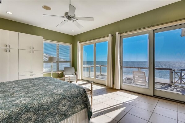 4 bedrooms, WiFi, bed sheets