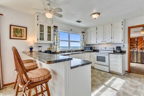 Fridge, microwave, oven, stovetop - BECOME AN ISLAND CASTAWAY in this cozy, fun in the sun, beachfront home. (St. George Island)