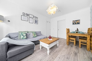 Standard Apartment | Room amenity - Two Bedroom Apartment by Klass Living Serviced Accommodation Motherwell - Anderson Apartment With WiFi &Parking (Motherwell)