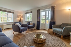 TV - Digger's Rest, Burnham Market, Norfolk (Burnham Market)